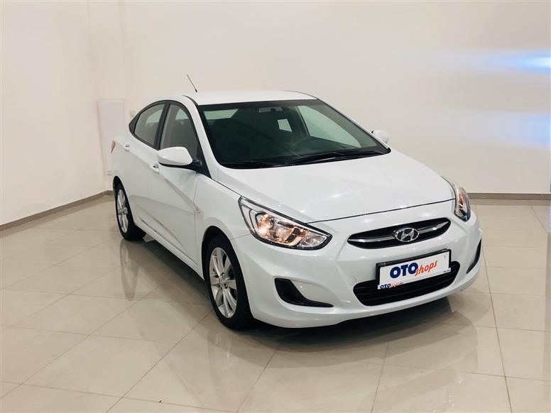 Hyundai accent blue crdi